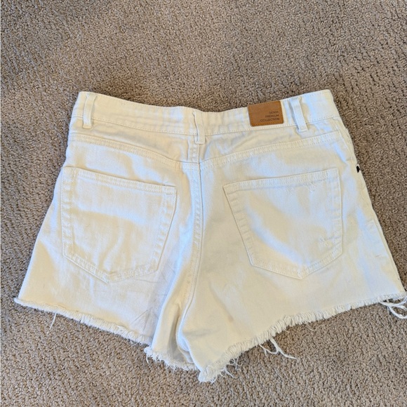 Love Tree Women's White Distressed Jean Shorts - Picture 3 of 5